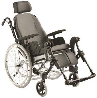 Кресло-коляска Invacare Rea Clematis с принадлежностями, 44см